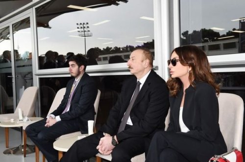 İlham Əliyev və Mehriban Əliyeva “Formula-1” Azərbaycan Qran-prisinin əsas yarışına baxırlar