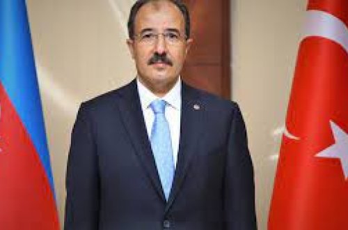 Cahit Bağçı Azərbaycanda yaşayan Türkiyə vətəndaşlarını seçkidə iştiraka çağırıb