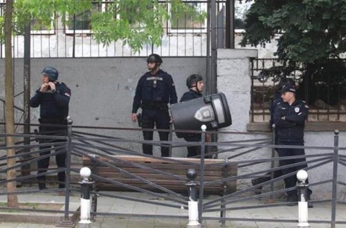 7-ci sinif şagirdi məktəbə silahlı hücum etdi - 9 nəfər öldü