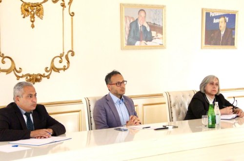 Deputat Ramil Həsən Ucarda seçicilərlə görüşdü