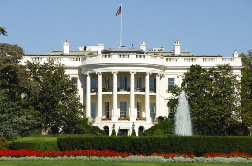 Ağ Ev Kremlin iddialarına cavab verib