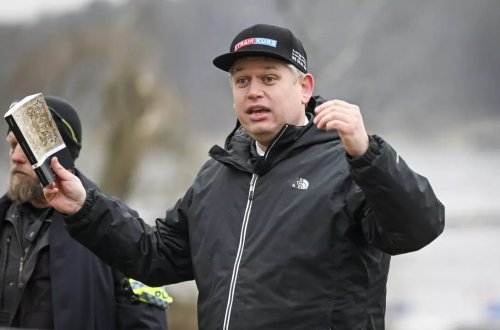 İsveçdə Quranı yandıran şəxs üçün qiyabi həbs qərarı verildi