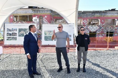 İlham Əliyev və Mehriban Əliyeva Tuğ kəndində - FOTO