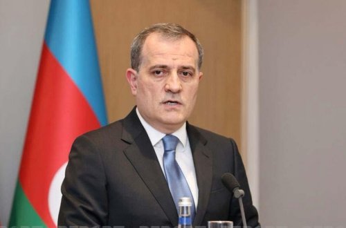 Ceyhun Bayramov: 