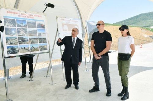 İlham Əliyev və Mehriban Əliyeva Əhmədbəyli-Füzuli-Şuşa yolunda görülən işlərlə tanış olublar - FOTO