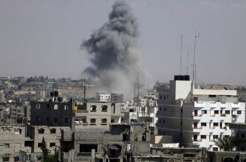 İsrail ordusu Qəzza zolağında radikalların 10 obyektinə zərbə endirib