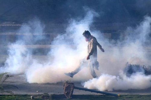 Pakistanda İmran Xanın həbsindən sonra etirazlar başladı: 43 nəfər SAXLANILIB
