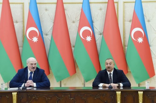 Aleksandr Lukaşenko İlham Əliyevə təbrik məktubu göndərib