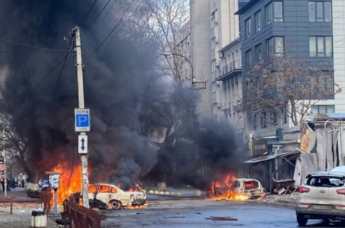 Rusiya ötən gecə Xersona 445 mərmi atıb, 2 nəfər ölüb