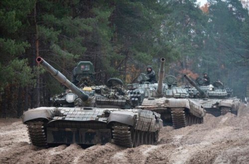 Rusiya ordusu Xersonu atəşə tutub, 6 dinc sakin ölüb, 3 nəfər yaralanıb