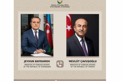 Ceyhun Bayramov Çavuşoğluna təbriklərini çatdırıb