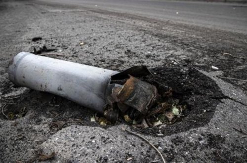 Kiyev atəşə tutulub, raket qalıqları şəhər ərazisinə düşüb