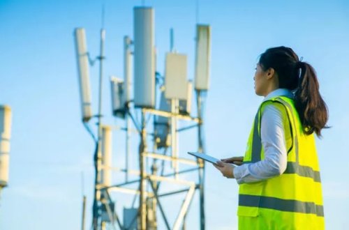 Vodafone 11 mindən çox işçisini ixtisar edəcək