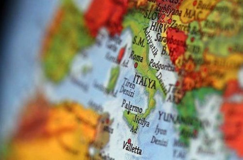 İtaliyada qismən yerli seçkilərdə sağ mərkəzçi alyans 5 şəhərdə qalib gəlib