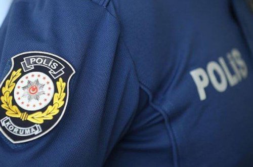 İstanbulda özlərini polis kimi təqdim edən üç iranlı saxlanılıb