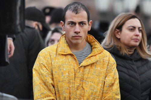 Paşinyanın oğlunu oğurlamağa cəhddə şübhəli bilinən qadın aclıq aksiyasına başlayıb