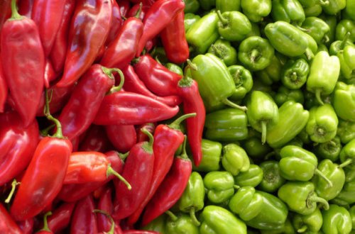 17 şirkətin İrandan Azərbaycana bibər və kivi idxalına müvəqqəti məhdudiyyət tətbiq olunub