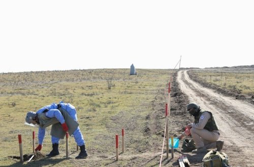 Azad edilən ərazilərdə təmizlənən sahələr və aşkarlanan minaların sayı açıqlanıb