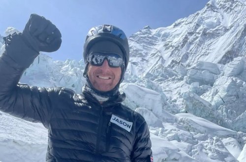 Альпинист из Австралии погиб при спуске с Эвереста