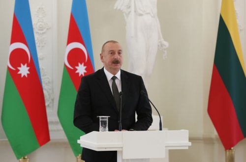 Prezident İlham Əliyev litvalı həmkarını Azərbaycan-Ermənistan sülh danışıqları haqqında məlumatlandırıb