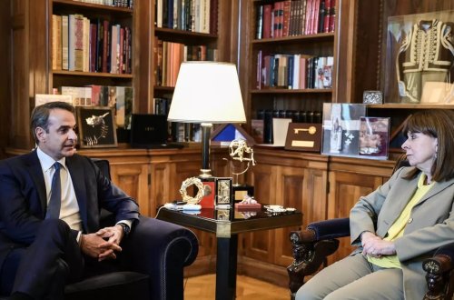 Yunanıstanda hökuməti qurmaq tapşırığı baş nazirə tapşırıldı