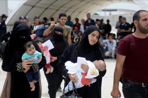 Türkiyədəki suriyalı qaçqınların sayı açıqlanıb