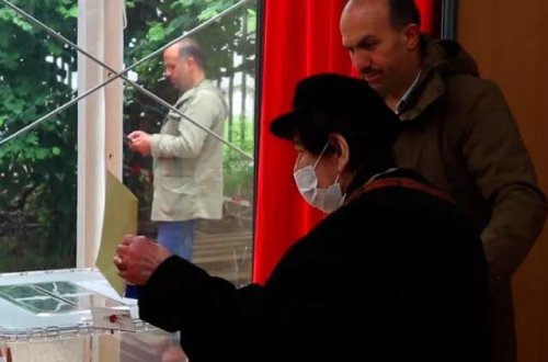 Fransada türk seçicilərin səsvermə prosesi davam edir
