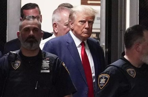 Tramp “susmaq” işi üzrə yenidən hakim qarşısındadır