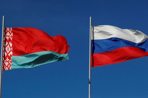 Rusiya və Belarus arasında hərbi əməkdaşlığa dair saziş imzalanıb