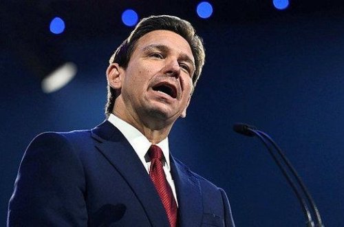 Ron DeSantis prezident seçkilərində namizədliyini irəli sürdüyünü elan edir