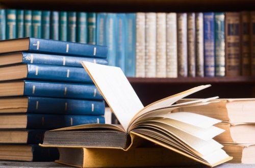 Bu kitab 100 ildən sonra Kaliforniya kitabxanasına qaytarıldı