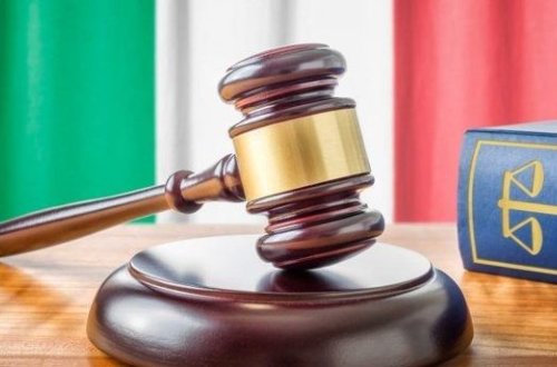 Avropa Birliyi İtaliyaya yardımı kəsdi