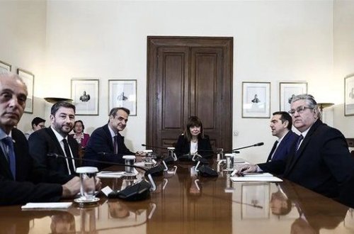 Yunanıstanda müvəqqəti hökumət başlayır