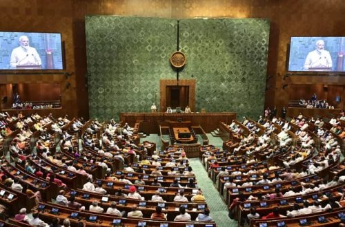 Hindistanda müxalifət yeni parlament binasının açılışını boykot etdi