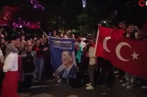 Londondakı mühacirlər Ərdoğanın qələbəsini qeyd edirlər