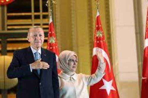 Türkiyə PA: “Ərdoğana 19 ölkənin dövlət və hökumət başçısından təbrik zəngi gəlib”