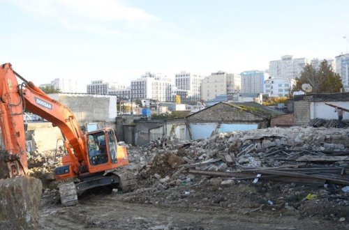 Bakıda bu küçələrdə evlər sökülür - Sakinləri nə gözləyir? (VİDEO)