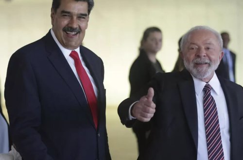 Venesuela prezidenti 8 ildən sonra Braziliyaya səfər edib