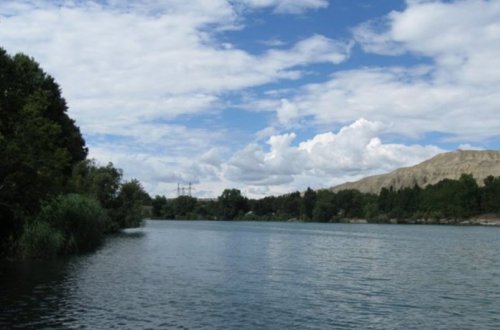 Kür çayında bir nəfər batıb