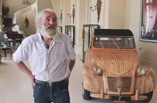 Dünyada yeganə taxta avtomobil satışdadır