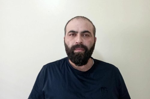 Təqaüd düzəltmək adı ilə külli miqdarda dələduzluq edən şəxs ələ keçdi