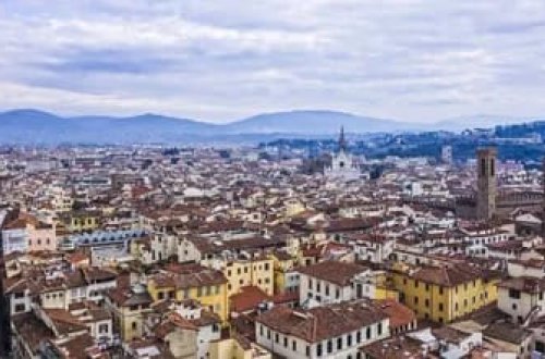 Tarixi şəhərdə turistlərə ev kirayə vermək qadağan edildi