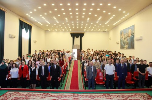 MDU-da Müstəqillik Gününə həsr olunan elmi konfrans keçirilib