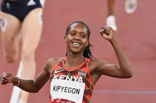 Keniyalı atlet qadınlar arasında qaçışda dünya rekordunu yeniləyib