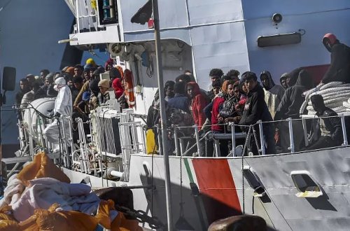 İtaliya sahillərində 3 gün ərzində 1400 miqrant xilas edilib