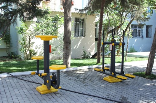 Nəsimi rayonunda növbəti “Abad həyət” sakinlərin istifadəsinə verilib