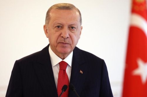 Rəcəb Tayyib Ərdoğan Ulu Öndər Heydər Əliyevin məzarını ziyarət edib