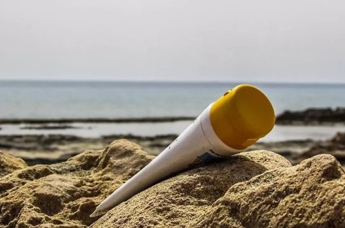 Hollandiya pulsuz günəş kremi paylayacaq