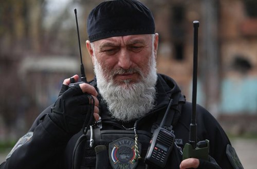 Ukraynada yaralanan çeçen deputatla bağlı müəmma