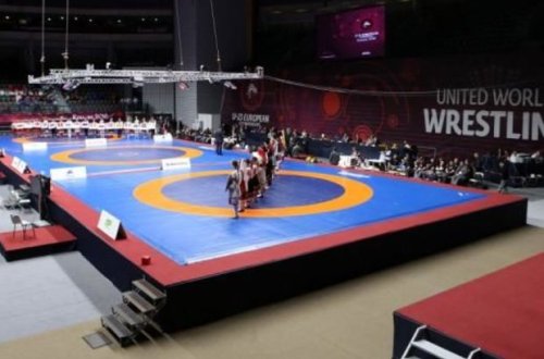 Avropa çempionatında tarixi hadisə: Ermənilərin görüşlərini azərbaycanlı hakim idarə etdi